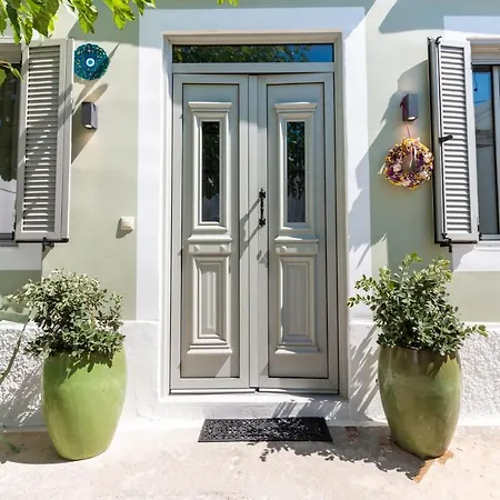 Holiday home Mounouria House