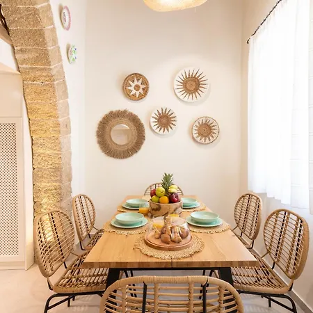 Mounouria House Holiday home *